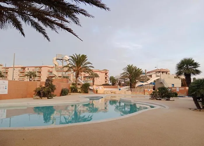 مكان تخييم Mar Estang